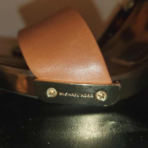 Michael Kors Marble Leather Heels Sandals 7 - Picture 7 of 16